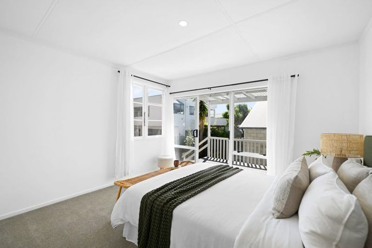 Photo of property in 26 Seaview Road, Otumoetai, Tauranga, 3110