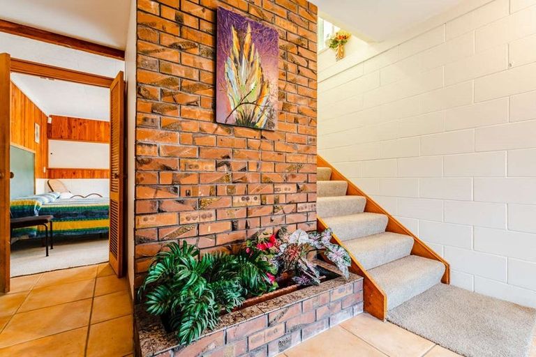 Photo of property in 61 Sheridan Drive, New Lynn, Auckland, 0600
