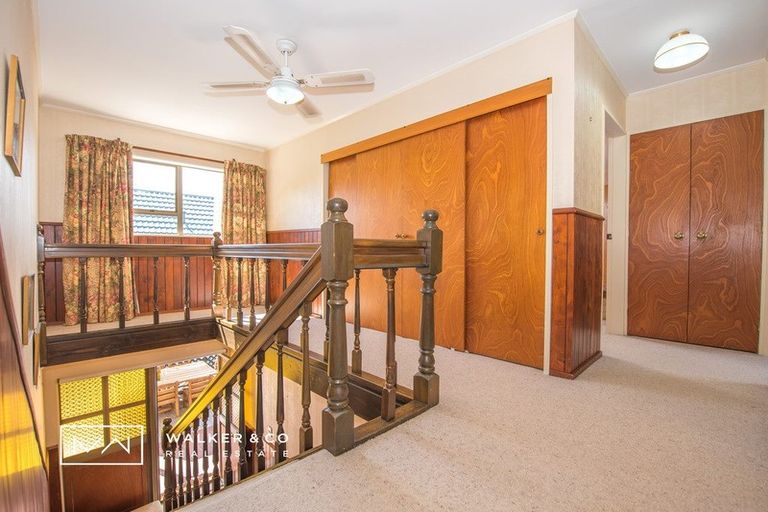 Photo of property in 10 Pioneer Grove, Silverstream, Upper Hutt, 5019