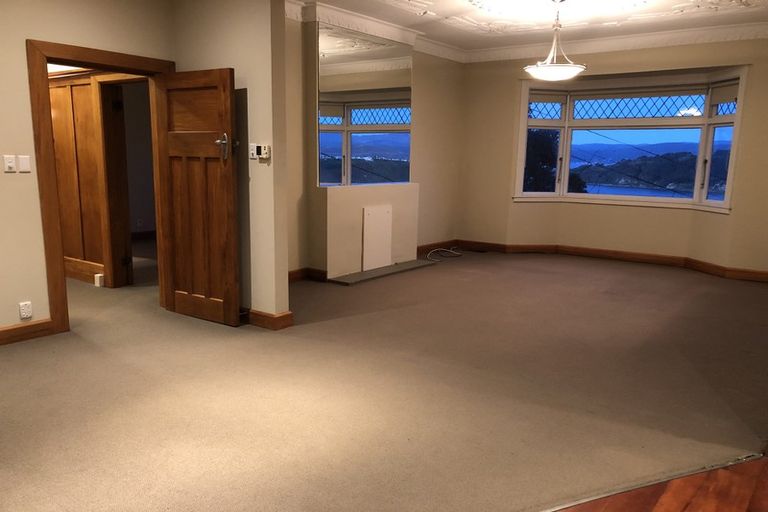 Photo of property in 108 Grafton Road, Roseneath, Wellington, 6011