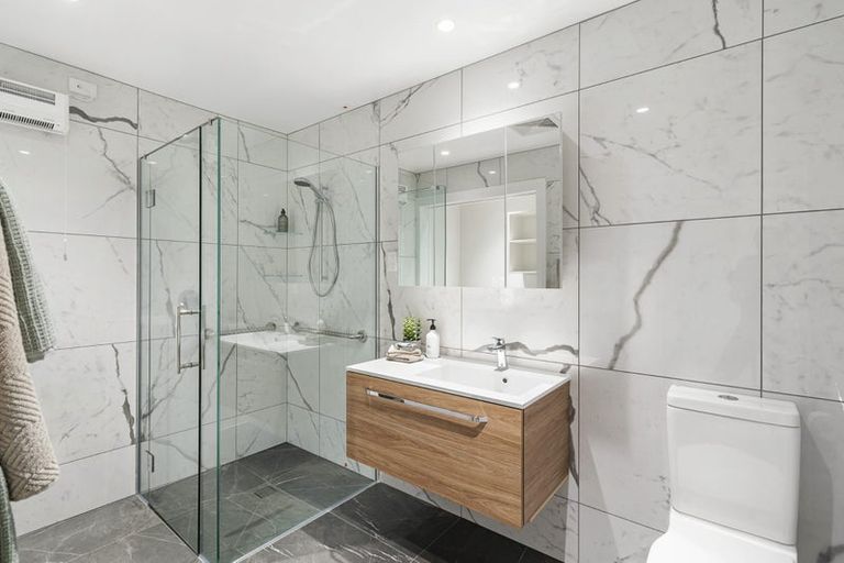 Photo of property in 14/30 Ambassador Glade, Orewa, 0931