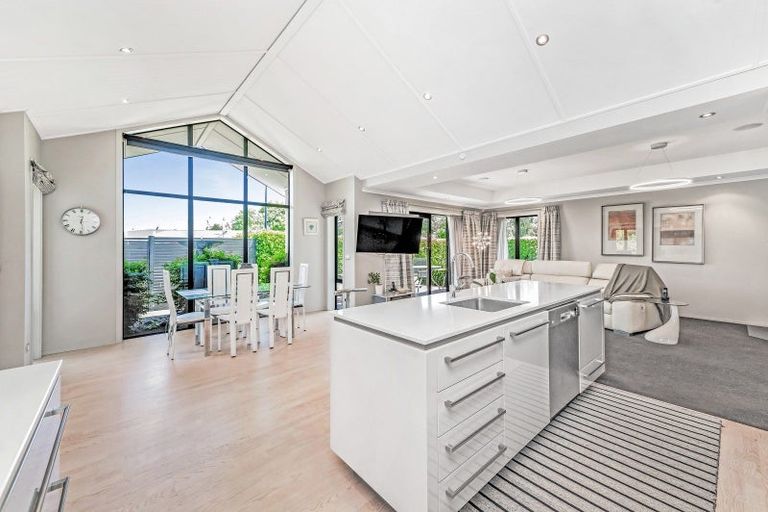 Photo of property in 1 Brinsworth Avenue, West Melton, 7618