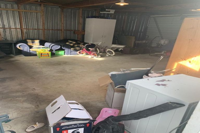 Photo of property in 5 Pinehurst Place, Wattle Downs, Auckland, 2103