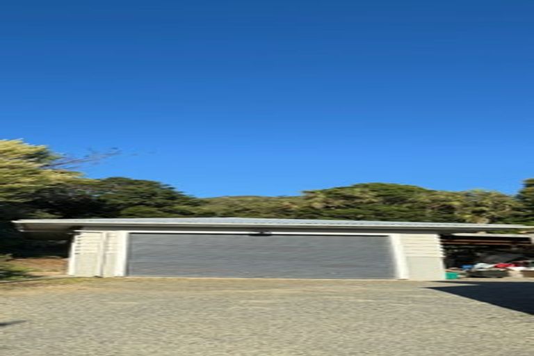 Photo of property in 73a Seddon Street, Waikanae, 5036