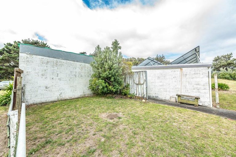 Photo of property in 44 Rangiora Street, Castlecliff, Wanganui, 4501