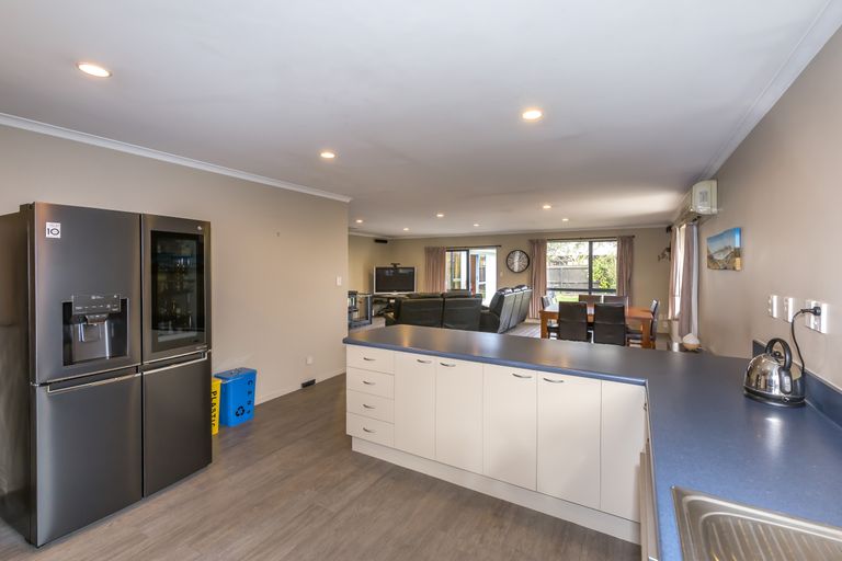 Photo of property in 16 Camleigh Close, Kaiapoi, 7630