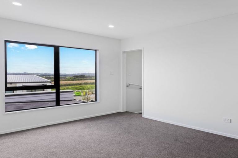 Photo of property in 73 Settlers Avenue, Hobsonville, Auckland, 0618