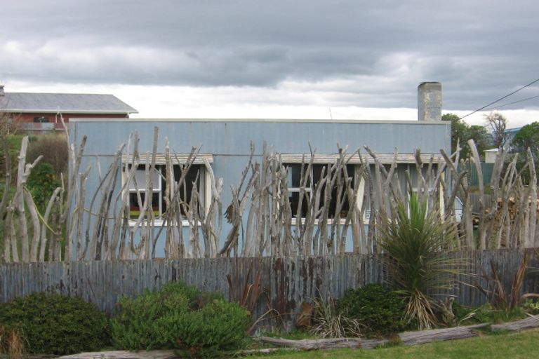 Photo of property in 7 Nelson Street, Foxton Beach, Foxton, 4815