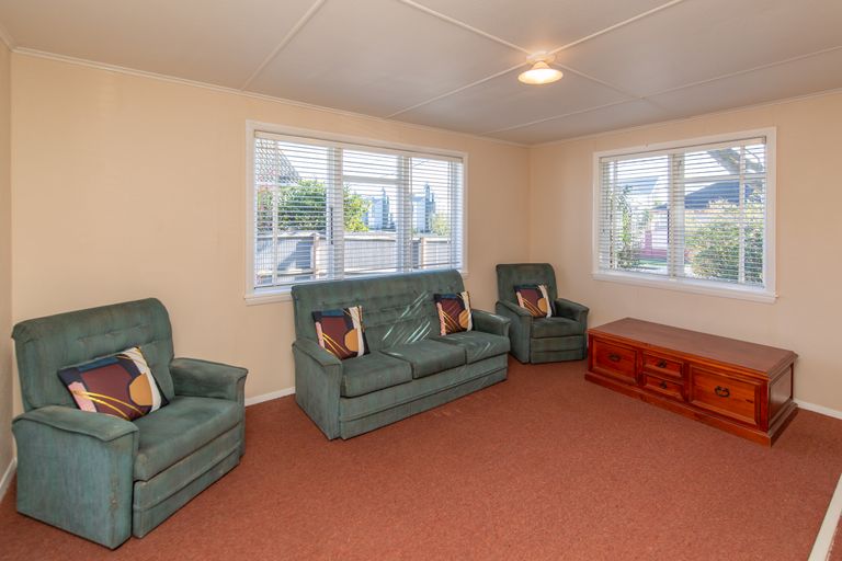 Photo of property in 22 Eureka Street, Aranui, Christchurch, 8061
