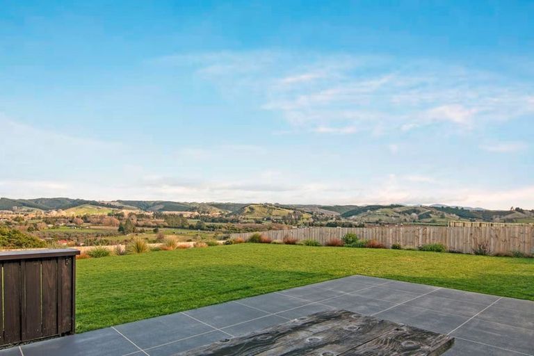 Photo of property in 67 Katania Heights, Brightwater, 7022