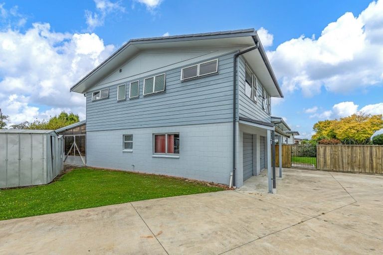 Photo of property in 9 John F Kennedy Drive, Milson, Palmerston North, 4414