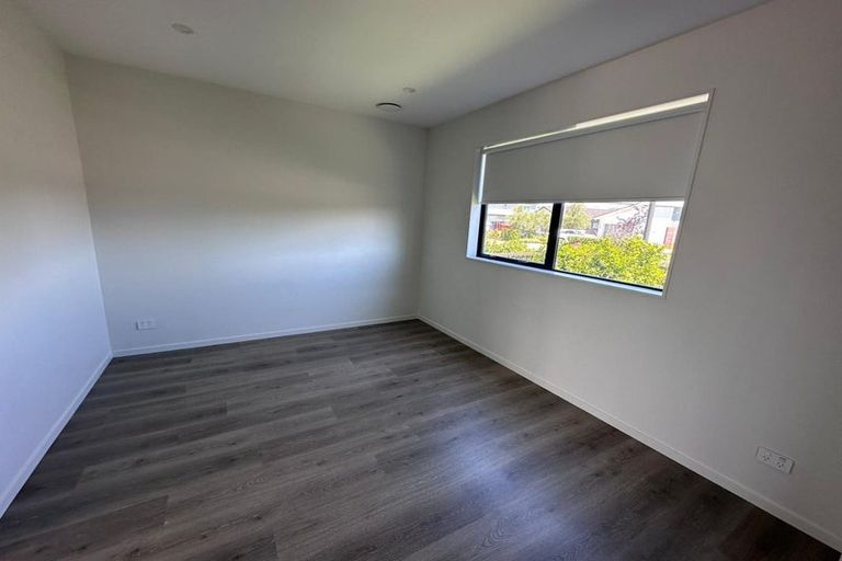 Photo of property in 6 Gosper Road, Takanini, 2112