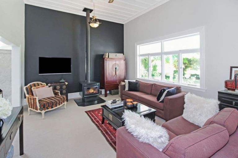 Photo of property in 7685 State Highway 1, Taihape, 4794