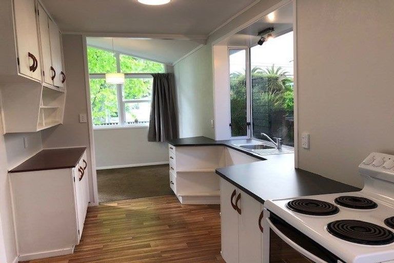 Photo of property in 211 Matai Road, Raumati Beach, Paraparaumu, 5032