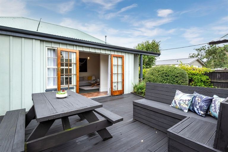 Photo of property in 11 Strickland Street, Sydenham, Christchurch, 8023