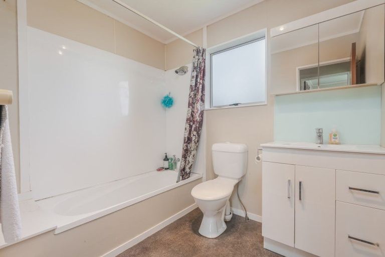 Photo of property in 26 Barton Street, Marton, 4710