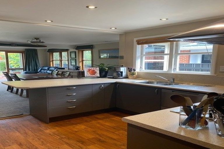 Photo of property in 14 Parnell Street, Fairfield, Lower Hutt, 5011