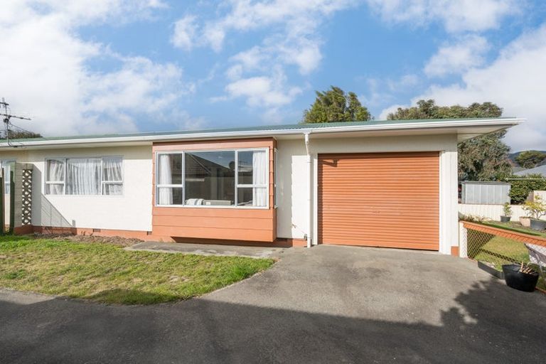 Photo of property in 3/107 Parkers Road, Tahunanui, Nelson, 7011