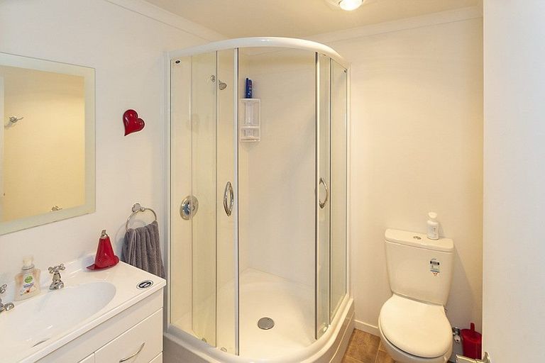 Photo of property in 2 Worcester Street, Hampden, 9410