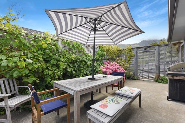 Photo of property in 4 Weka Place, Picton, 7220