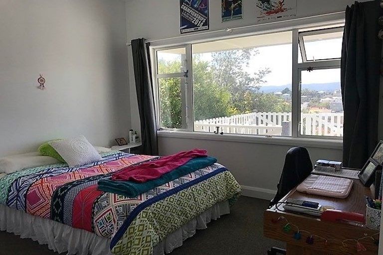 Photo of property in 19 Charlotte Avenue, Brooklyn, Wellington, 6021