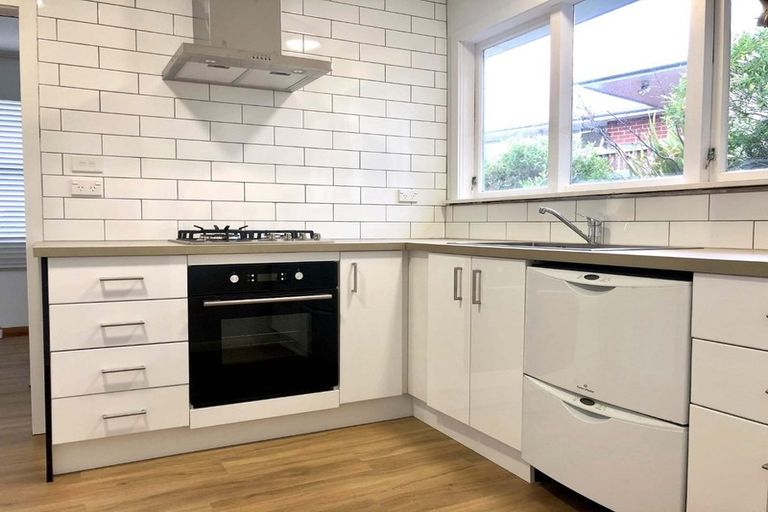 Photo of property in 9 Radnall Way, Johnsonville, Wellington, 6037