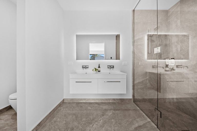 Photo of property in 24 Plains Avenue, Masterton, 5810