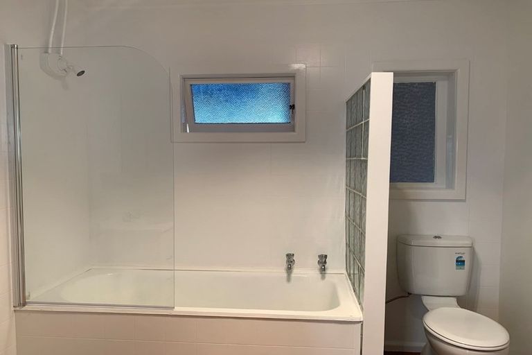 Photo of property in 10 Murphy Road, Taradale, Napier, 4112