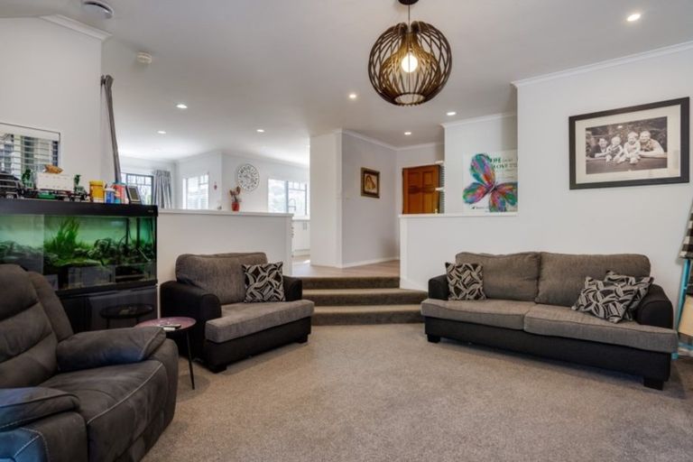 Photo of property in 15 Rothesay Lane, Bethlehem, Tauranga, 3110