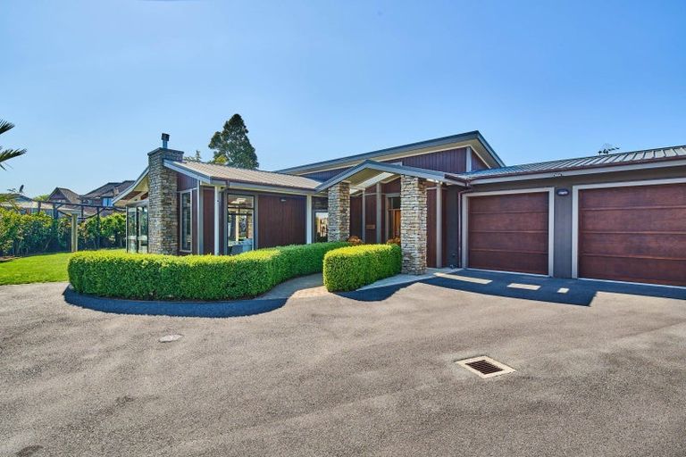 Photo of property in 24a Hautana Square, Woburn, Lower Hutt, 5010