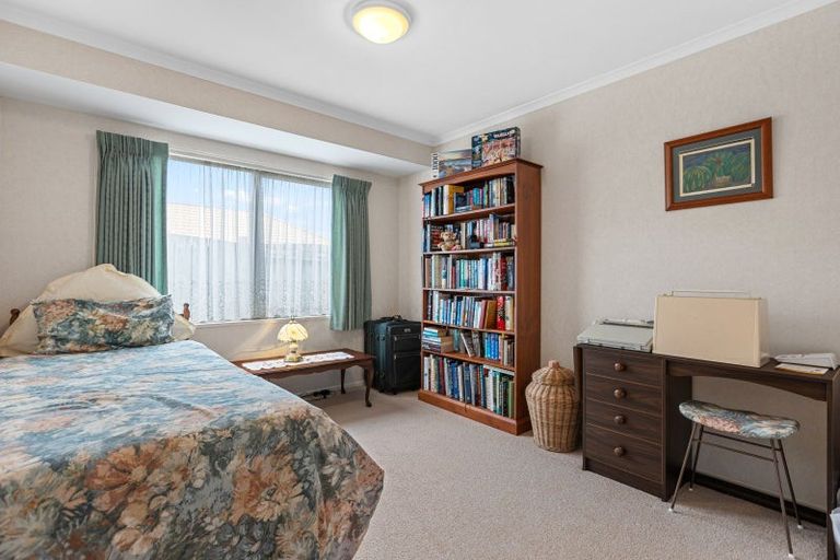 Photo of property in 69 Gravatt Road, Papamoa Beach, Papamoa, 3118