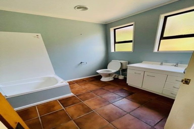 Photo of property in 3 Hastings Grove, Wainuiomata, Lower Hutt, 5014