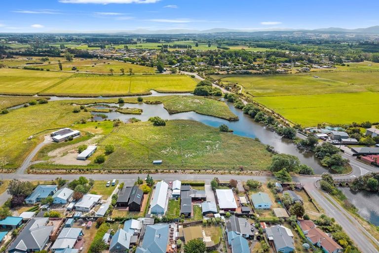 Photo of property in 30 Park Terrace, Waikuku Beach, 7473