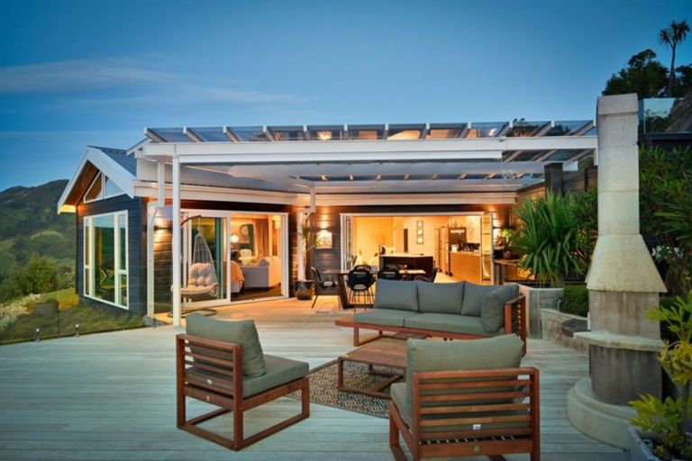 Photo of property in 8 City Heights, Maitai, Nelson, 7010