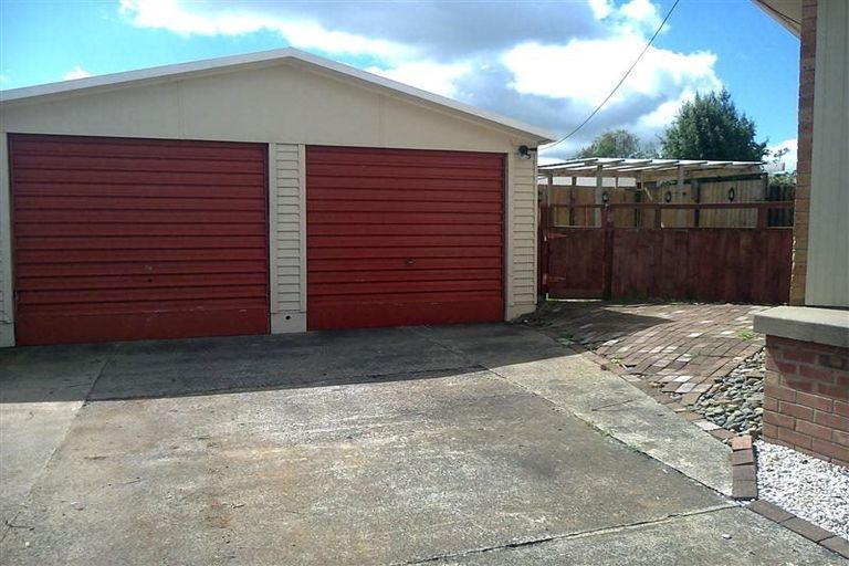 Photo of property in 172 Queen Street, Pukekohe, 2120
