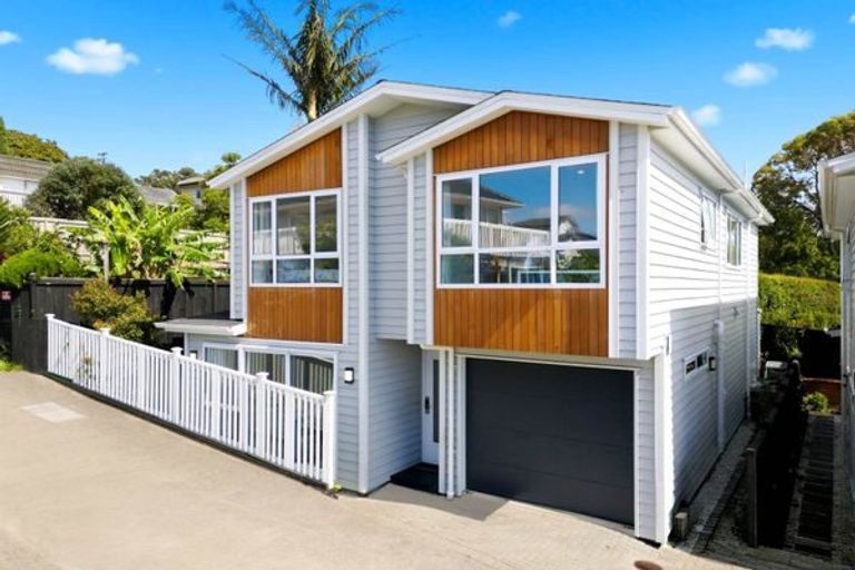 Photo of property in 123a Forrest Hill Road, Forrest Hill, Auckland, 0620