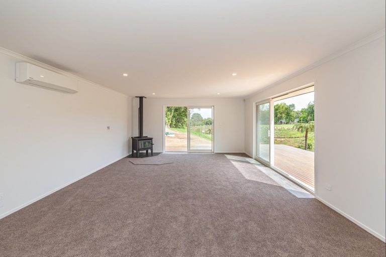 Photo of property in 27 Railway Terrace, Ohau, Levin, 5570