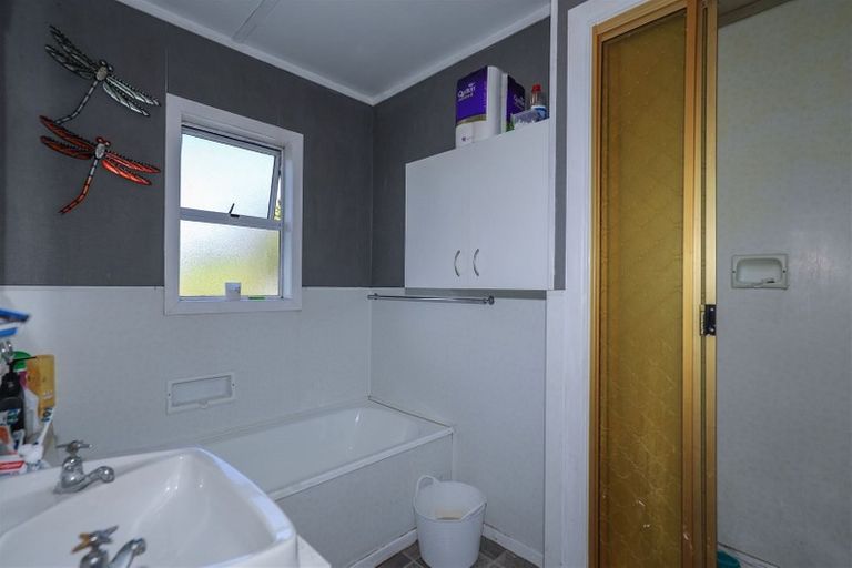 Photo of property in 8 Mcvie Road, Huntly, 3700