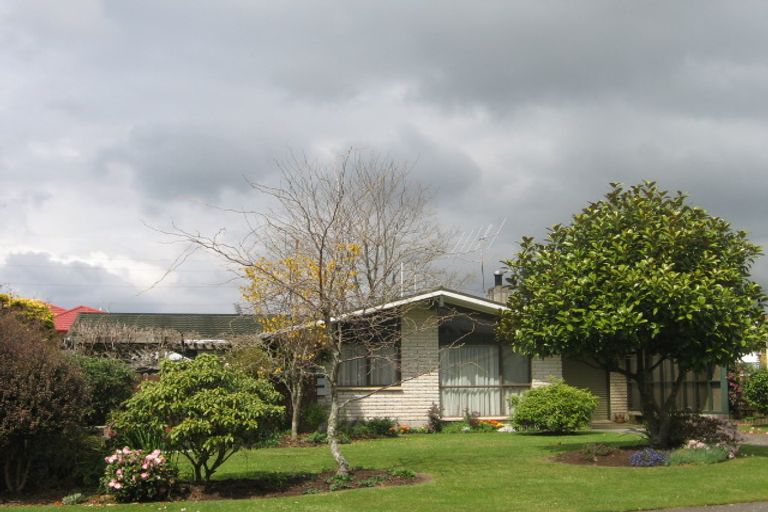 Photo of property in 45 Neri Crescent, Pomare, Rotorua, 3015