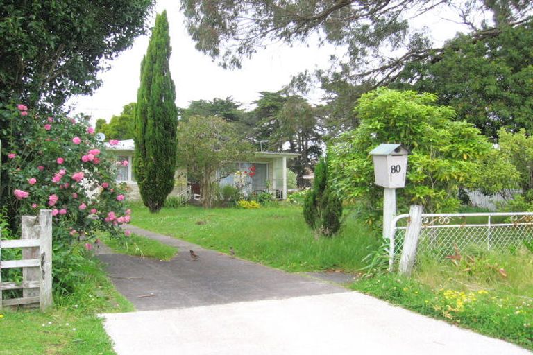 Photo of property in 80 Seymour Road, Sunnyvale, Auckland, 0612