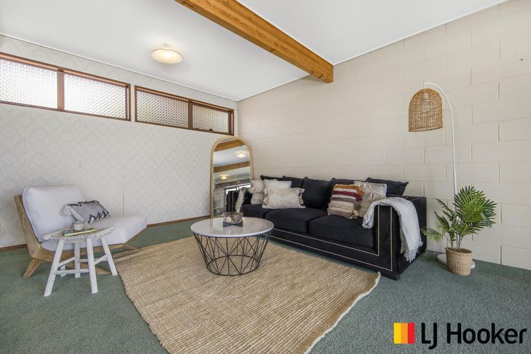 Photo of property in 54 Carnoustie Drive, Wattle Downs, Auckland, 2103