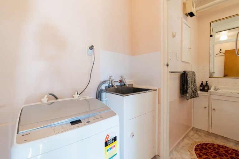 Photo of property in 43 Pioneer Crescent, Helensburgh, Dunedin, 9010