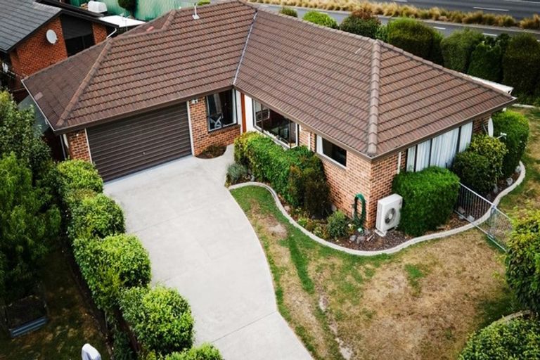 Photo of property in 40 Ben Nevis Drive, Broomfield, Christchurch, 8042