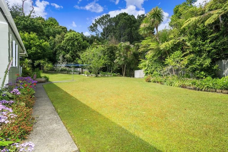 Photo of property in 60 Stapleford Crescent, Browns Bay, Auckland, 0630