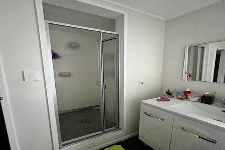 Photo of property in 1/1001 High Street, Avalon, Lower Hutt, 5011