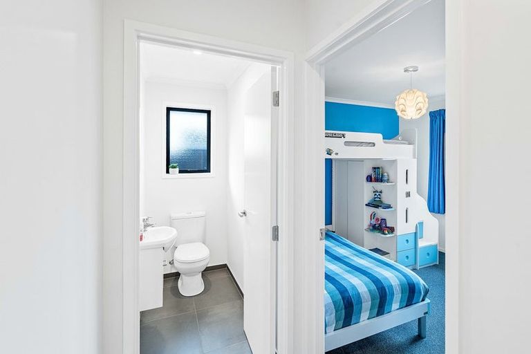 Photo of property in 34 Bradwell Crescent, Halswell, Christchurch, 8025