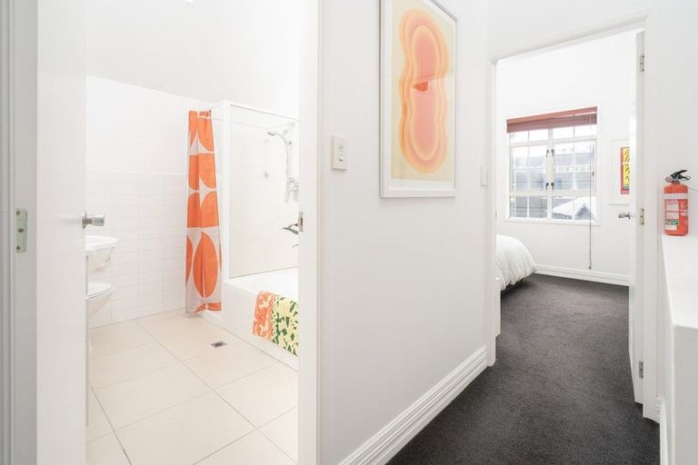 Photo of property in 7 Murphy Street, Thorndon, Wellington, 6011