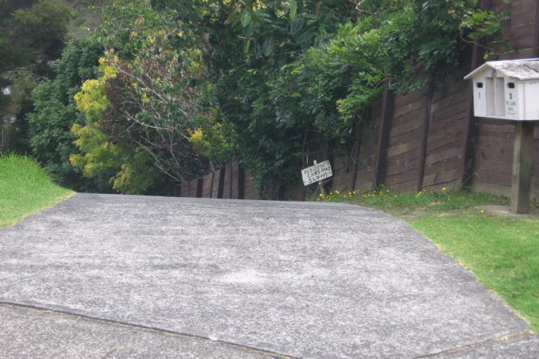 Photo of property in 2/38 Morriggia Place, Bayview, Auckland, 0629