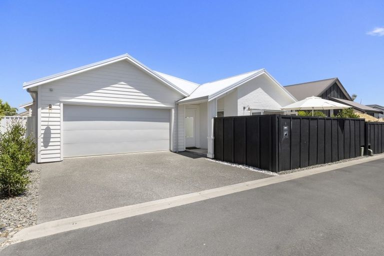 Photo of property in 6 Pebble Beach Way, Papamoa Beach, Papamoa, 3118