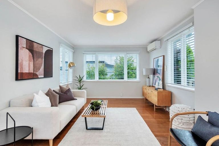 Photo of property in 1/15 Belmont Terrace, Milford, Auckland, 0620